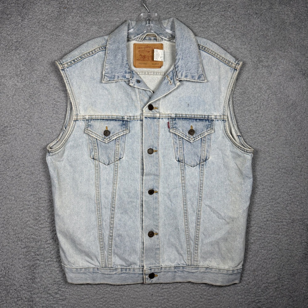 Levis 70517-0311 Mens XL Light Wash Denim Trucker Vest Vintage Sleeveless Jacket